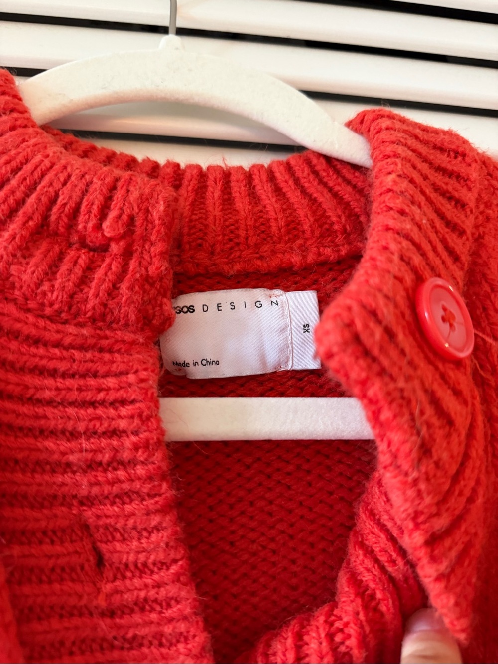 ASOS Red Cropped Button-Front Cardigan - Picture 3 of 3